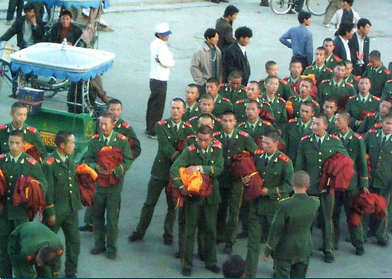 Chinese soldiers posing as